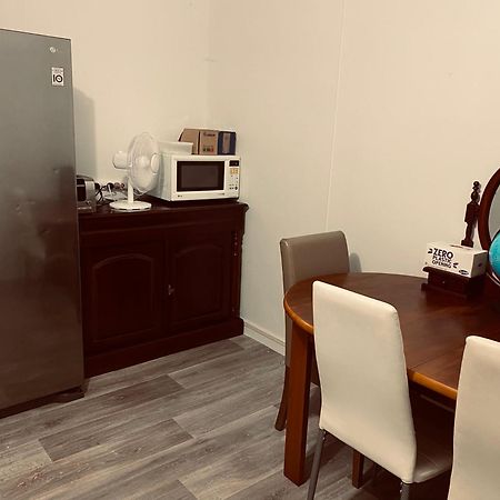 Yny Guest House Waterford 외부 사진